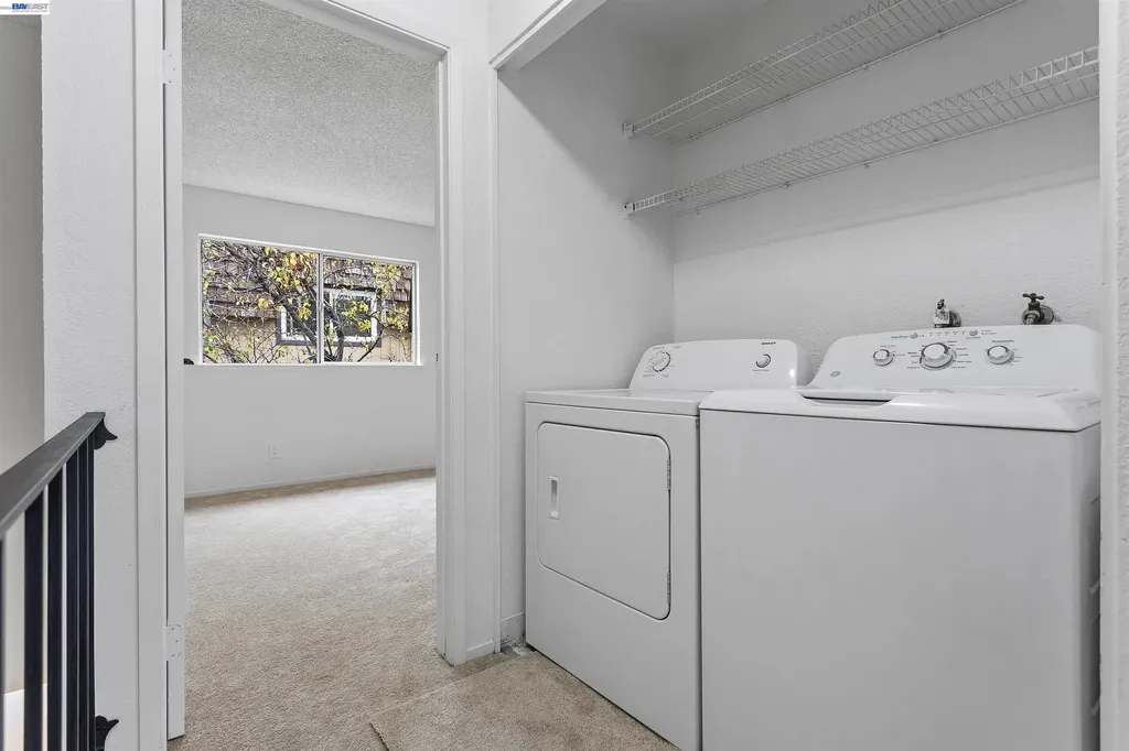 10401 Shaw Street Oakland CA 94605
