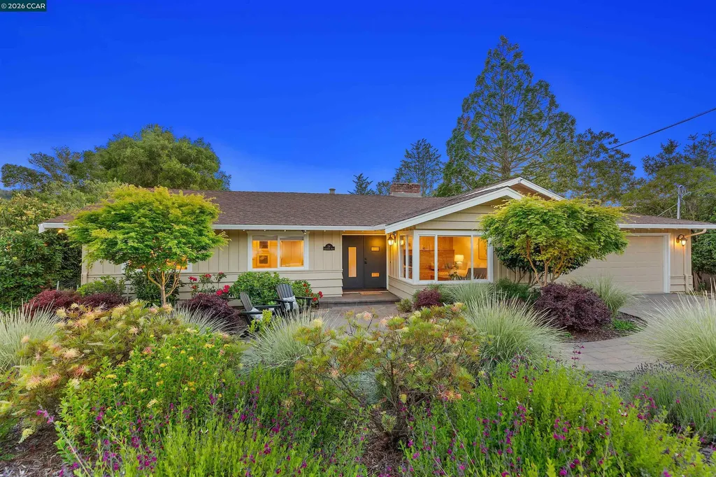 26 Carisbrook Drive Orinda CA 94563