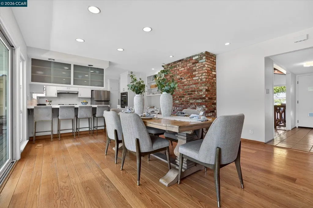 26 Carisbrook Drive Orinda CA 94563