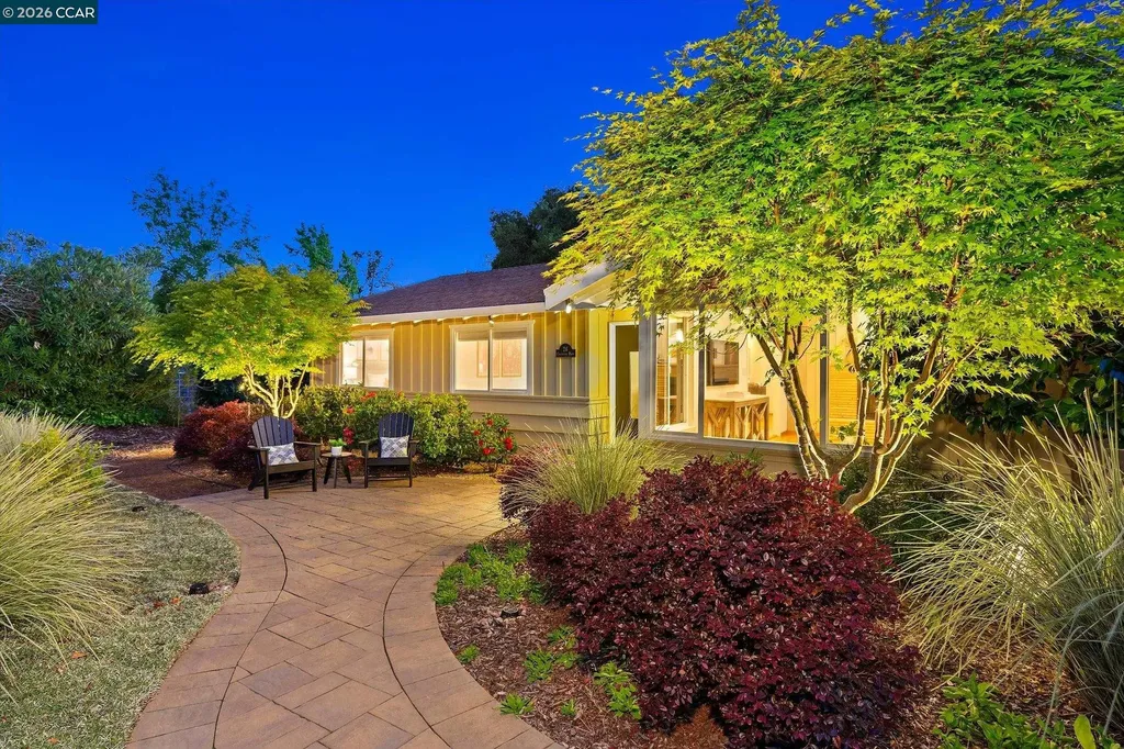 26 Carisbrook Drive Orinda CA 94563
