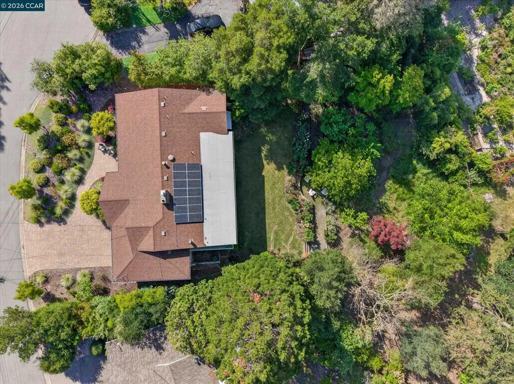 26 Carisbrook Drive Orinda CA 94563