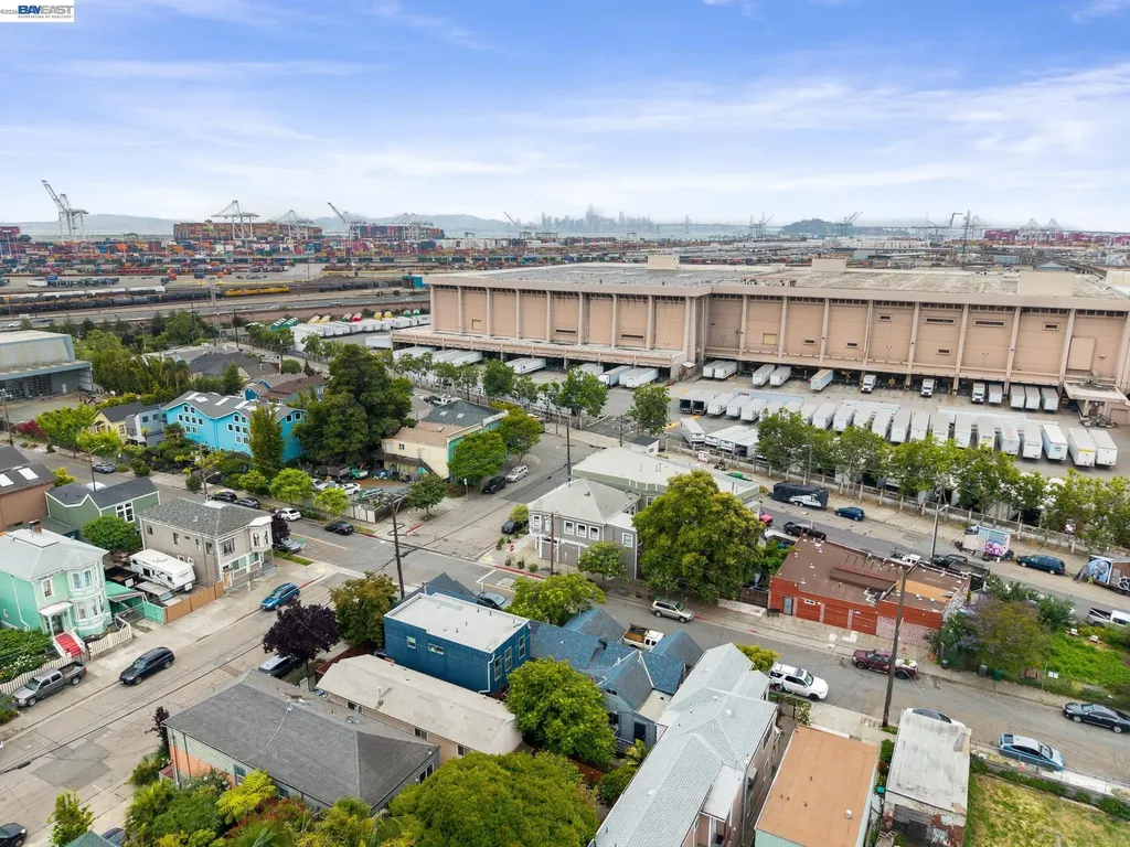 502 Lewis Street Oakland CA 94607