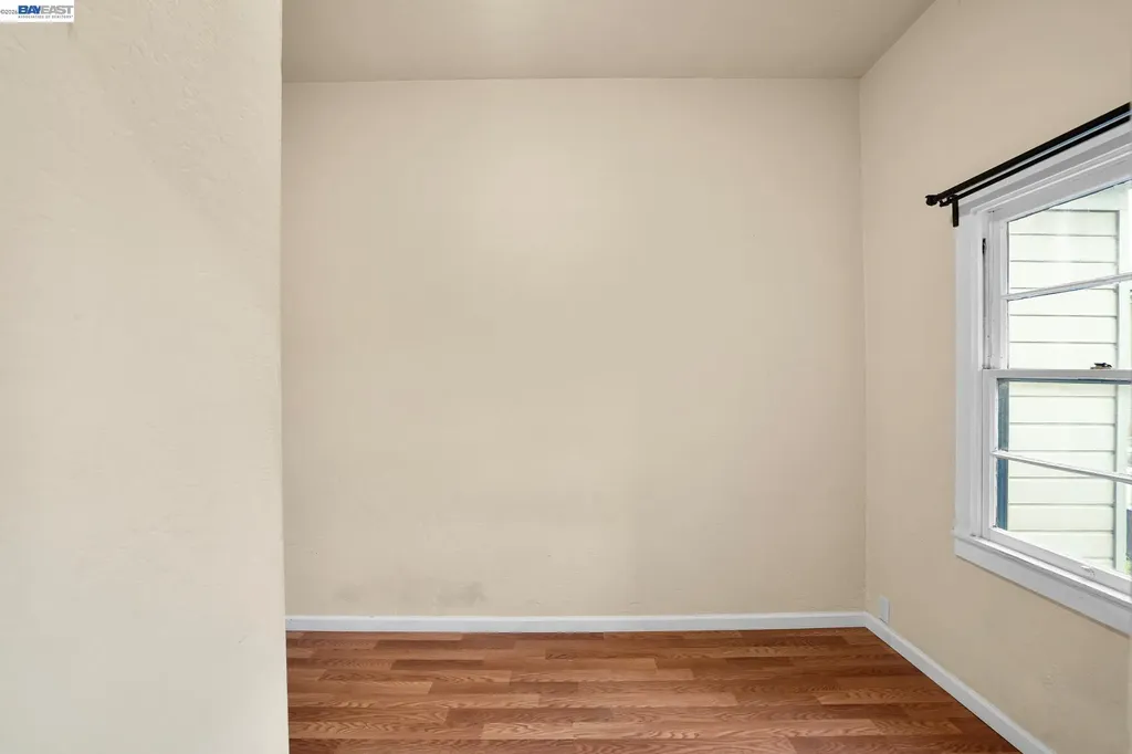 502 Lewis Street Oakland CA 94607