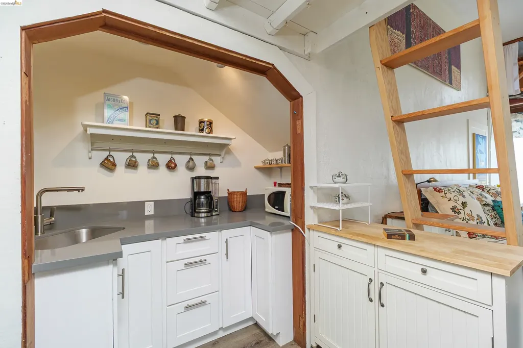 1735 Tenth Street Berkeley CA 94710