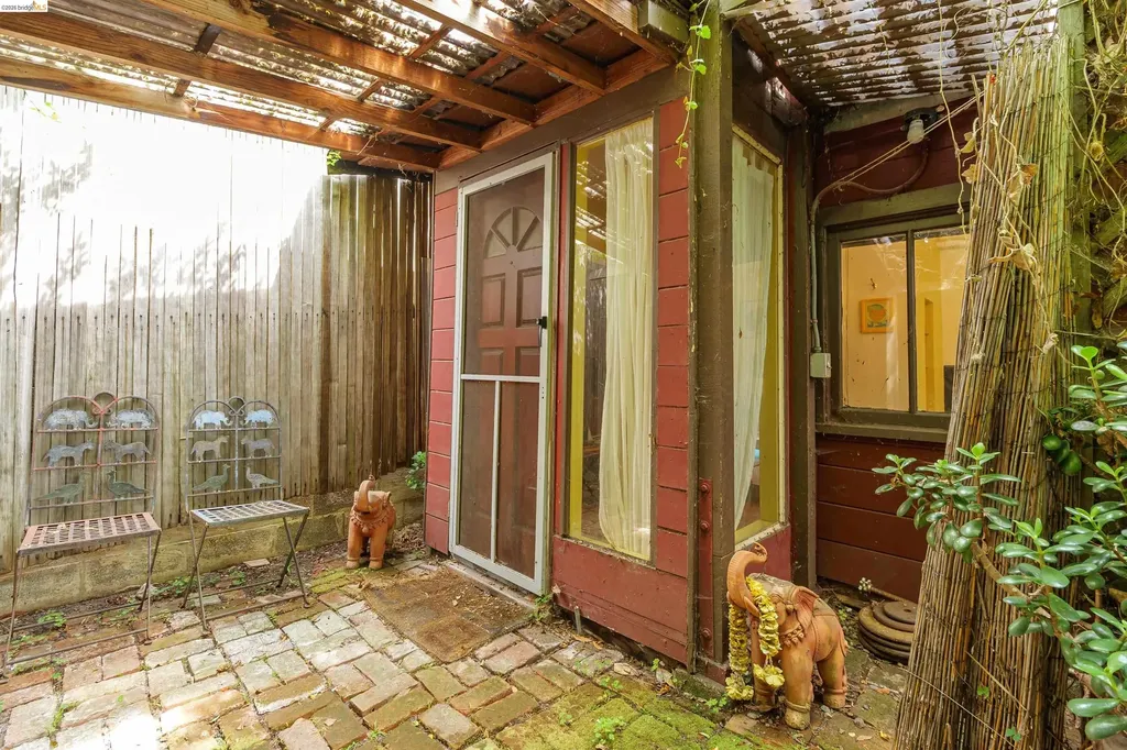 1735 Tenth Street Berkeley CA 94710