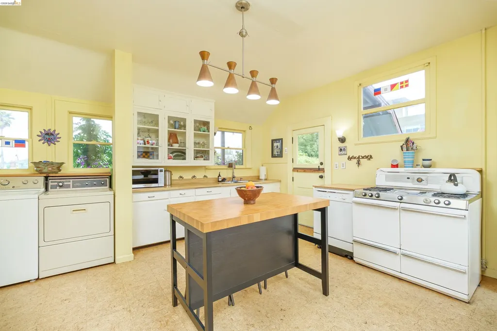 1735 Tenth Street Berkeley CA 94710