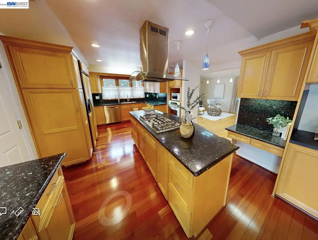 24654 Broadmore Avenue Hayward CA 94544