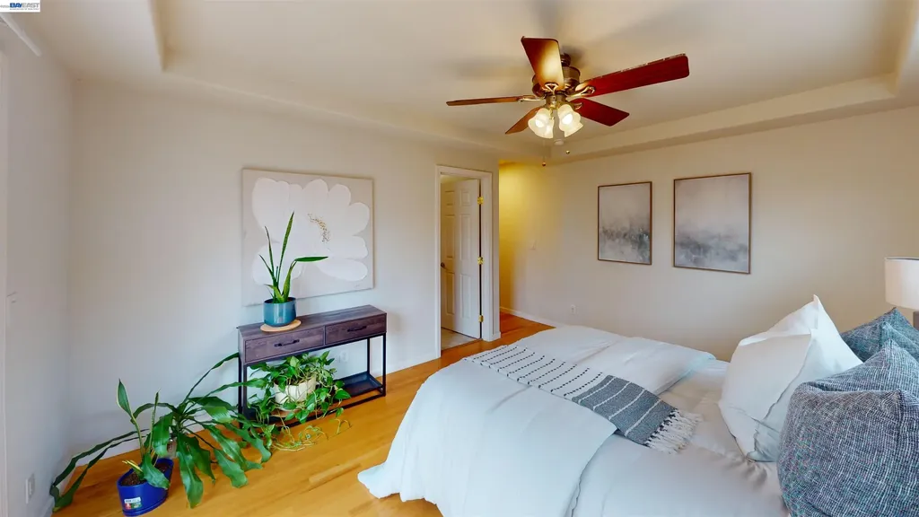 24654 Broadmore Avenue Hayward CA 94544