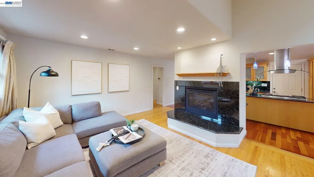24654 Broadmore Avenue Hayward CA 94544