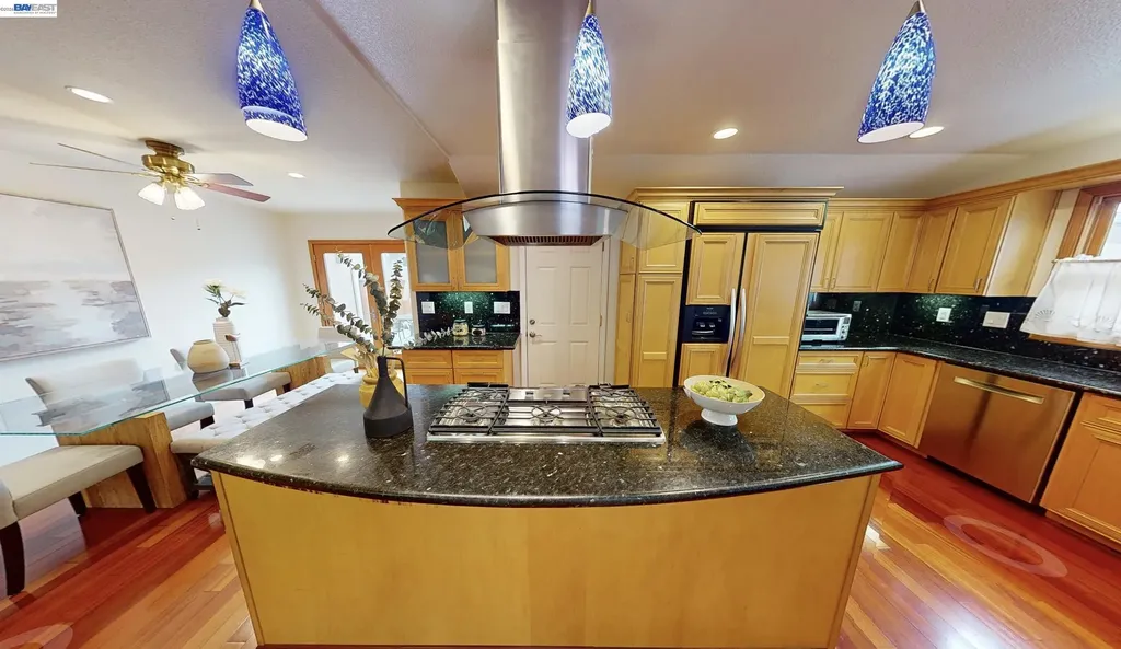 24654 Broadmore Avenue Hayward CA 94544