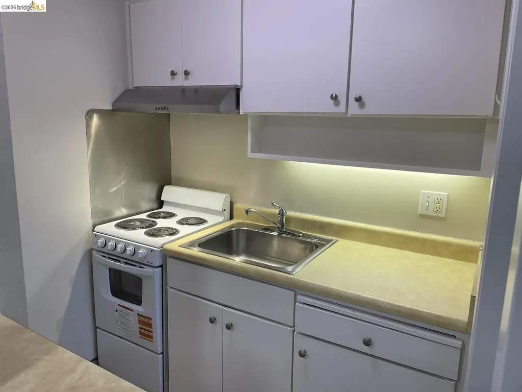 6 Captain Drive Emeryville CA 94608