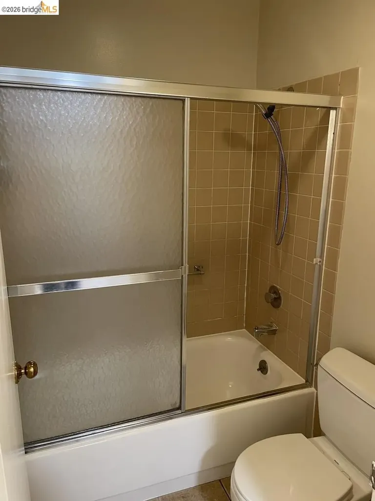 6 Captain Drive Emeryville CA 94608