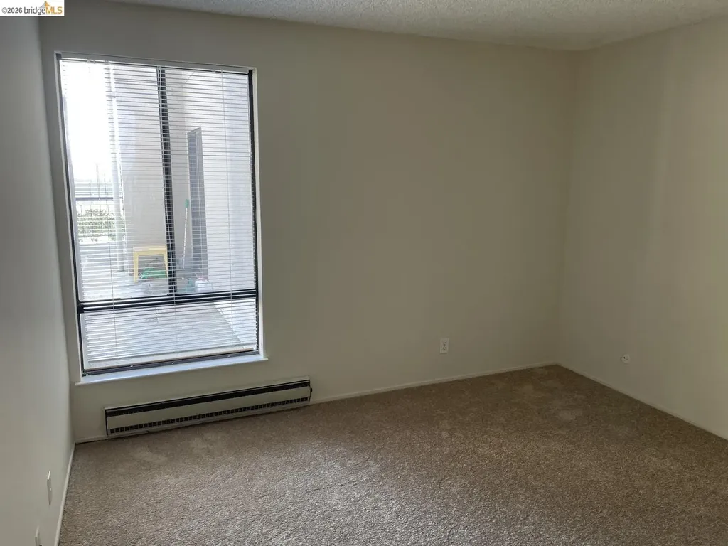 6 Captain Drive Emeryville CA 94608