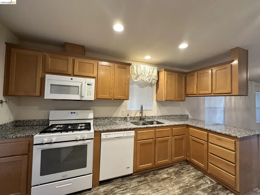 3634 Hawhorne Bethel Island CA 94511