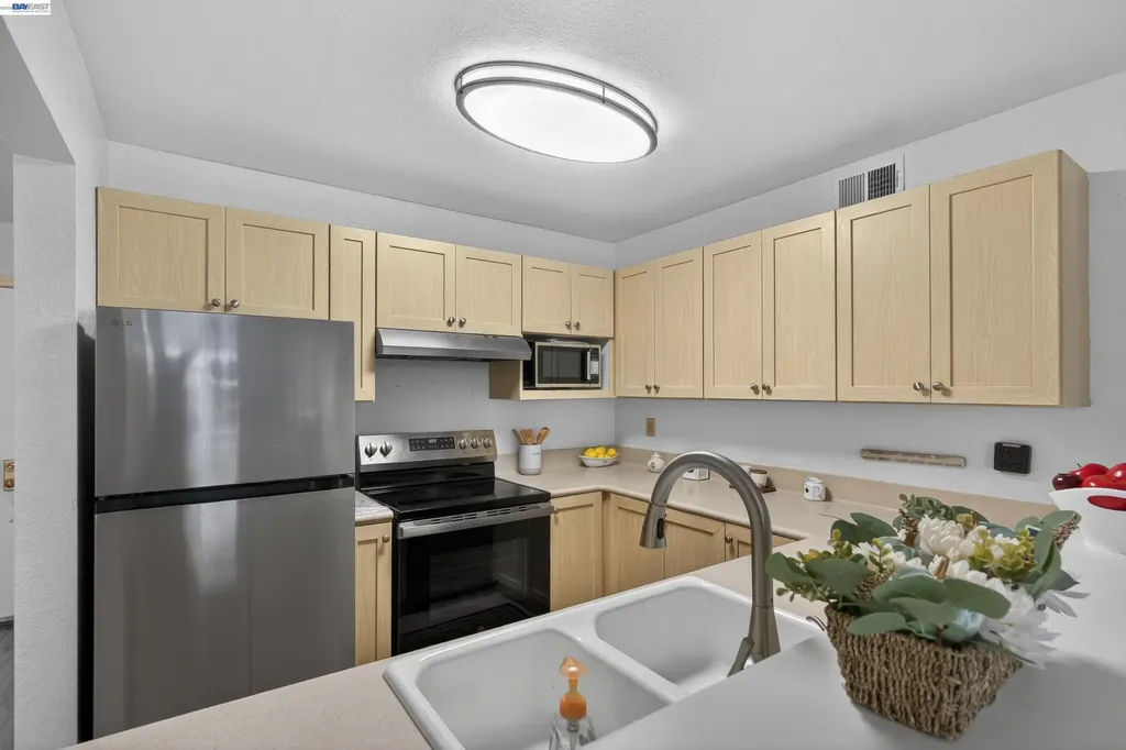 535 Pierce Street Albany CA 94706