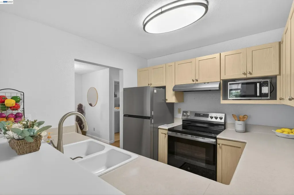 535 Pierce Street Albany CA 94706