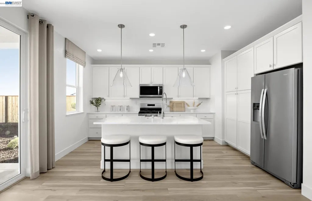 534 Lee Loop Discovery Bay CA 94505