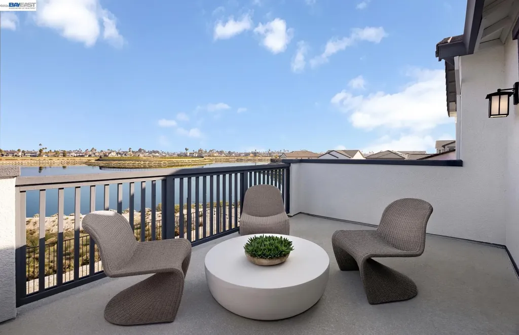 534 Lee Loop Discovery Bay CA 94505