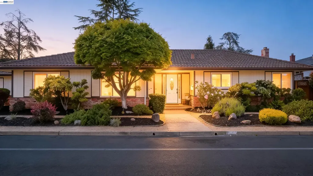 3787 Oakes Drive Hayward CA 94542