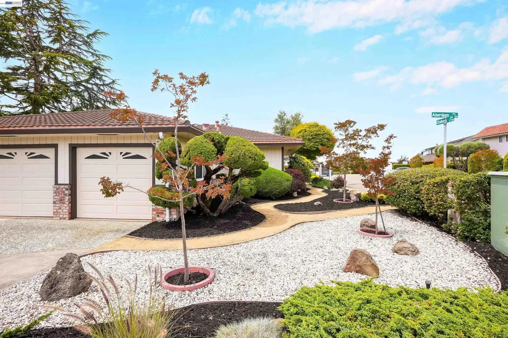 3787 Oakes Drive Hayward CA 94542