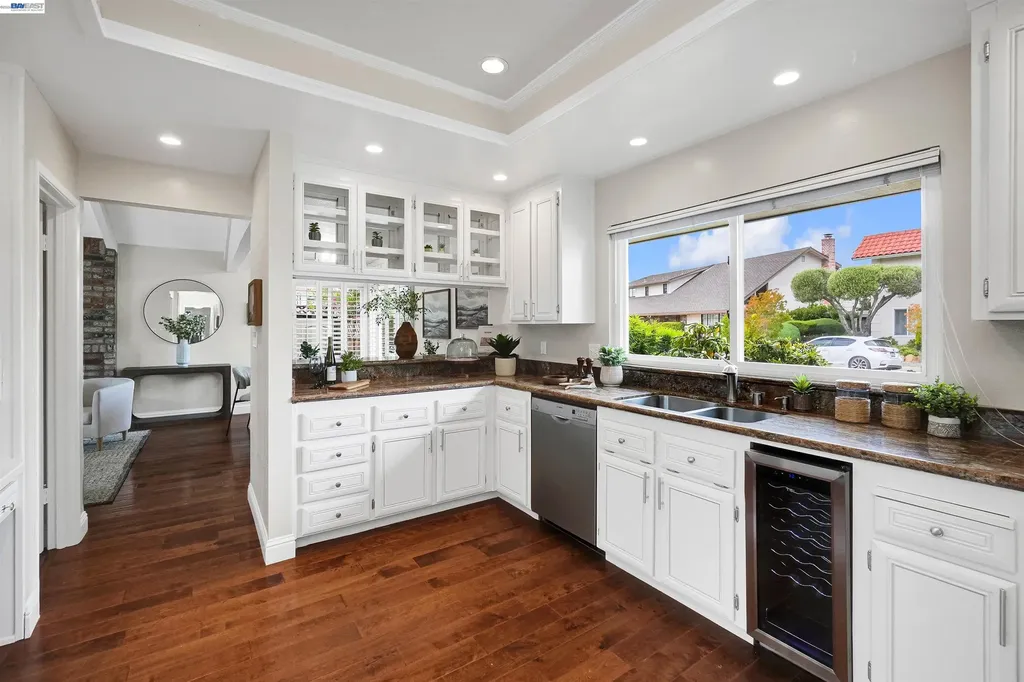 3787 Oakes Drive Hayward CA 94542