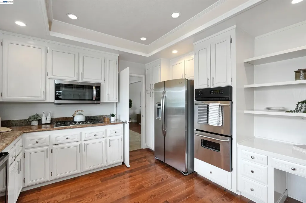 3787 Oakes Drive Hayward CA 94542