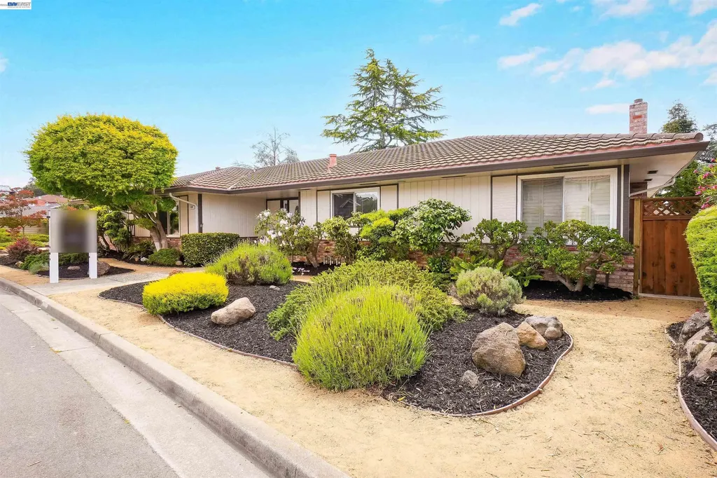 3787 Oakes Drive Hayward CA 94542