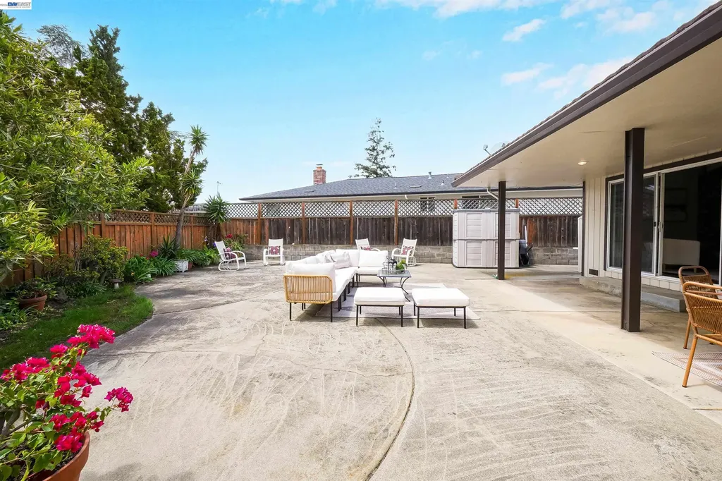 3787 Oakes Drive Hayward CA 94542
