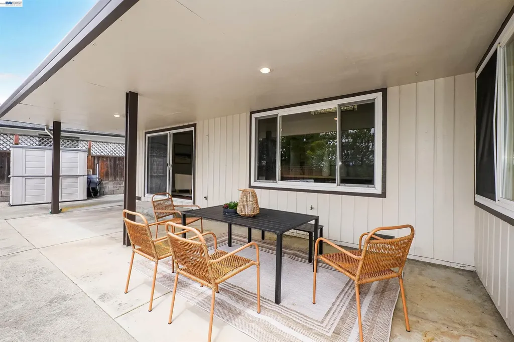 3787 Oakes Drive Hayward CA 94542