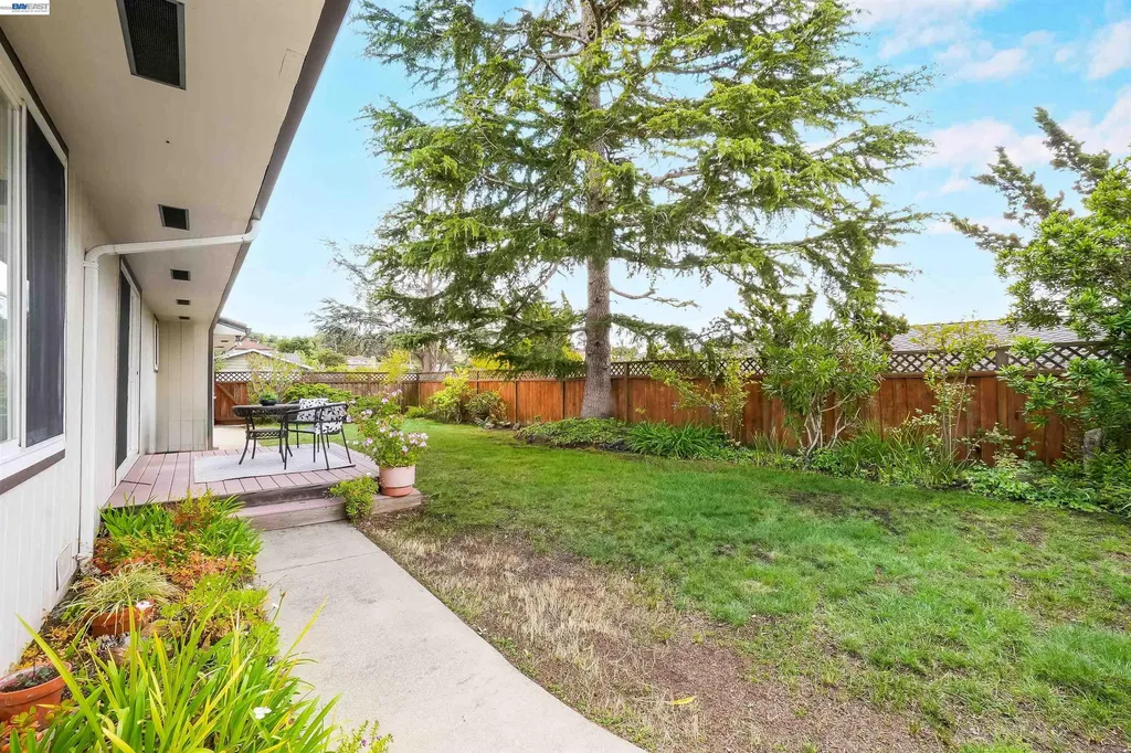 3787 Oakes Drive Hayward CA 94542