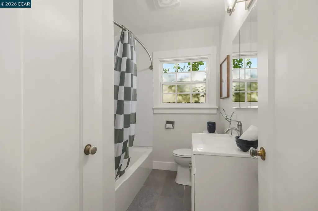 1724 Alhambra Avenue Martinez CA 94553