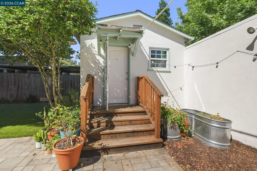 1724 Alhambra Avenue Martinez CA 94553