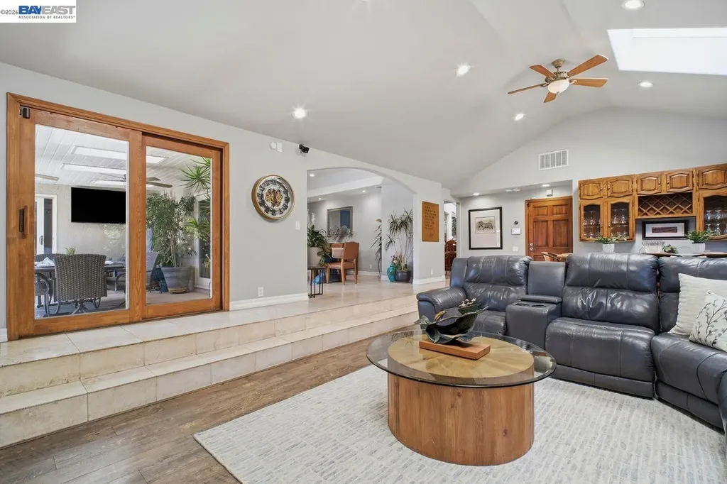 4858 Sterling Drive Fremont CA 94536