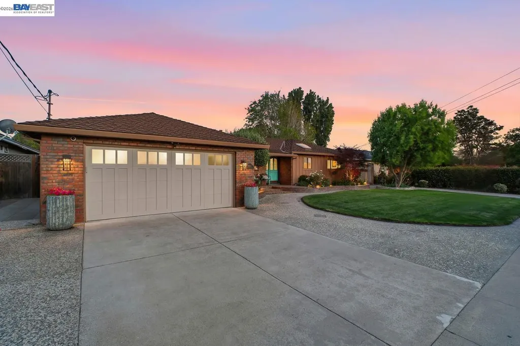 4858 Sterling Drive Fremont CA 94536