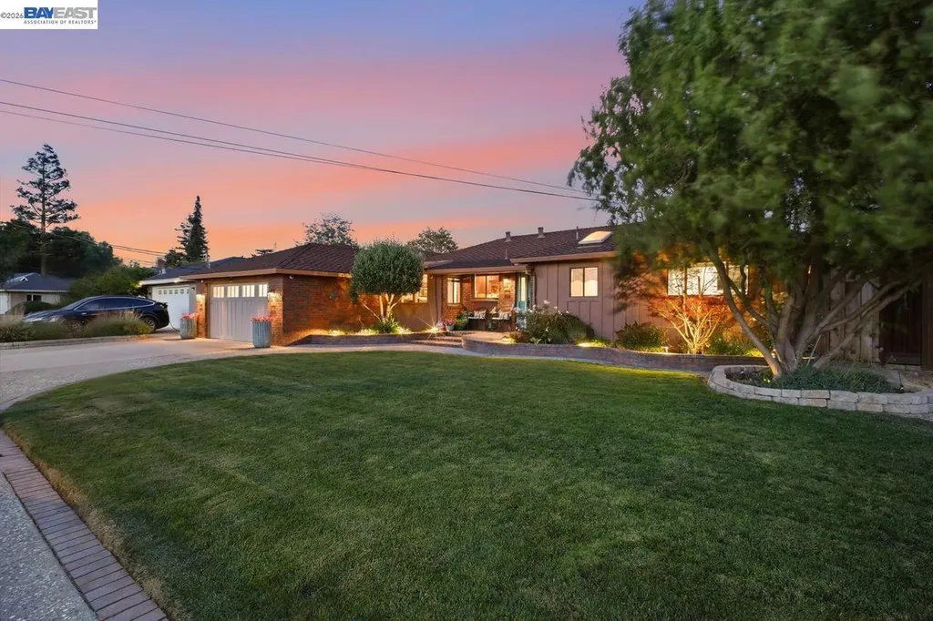 4858 Sterling Drive Fremont CA 94536