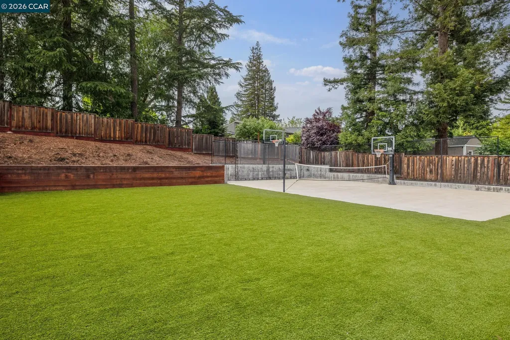 121 Castleford Circle Danville CA 94526