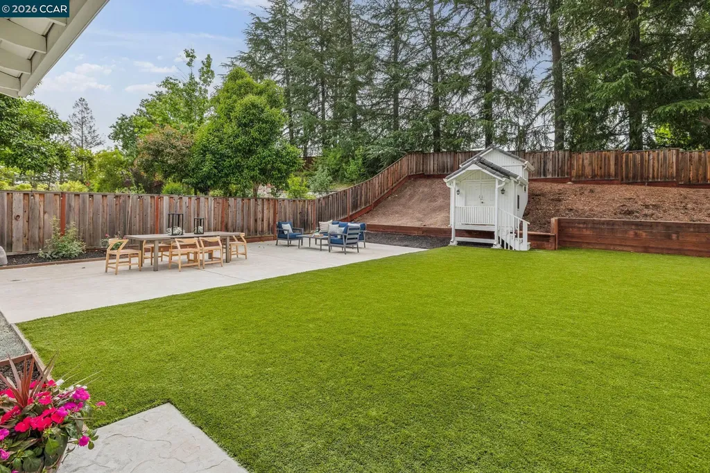 121 Castleford Circle Danville CA 94526