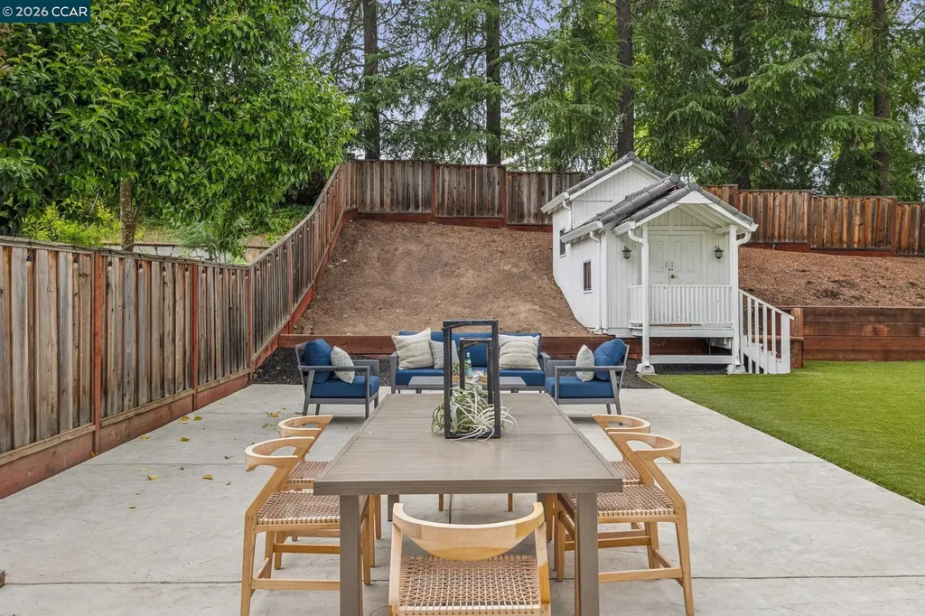 121 Castleford Circle Danville CA 94526