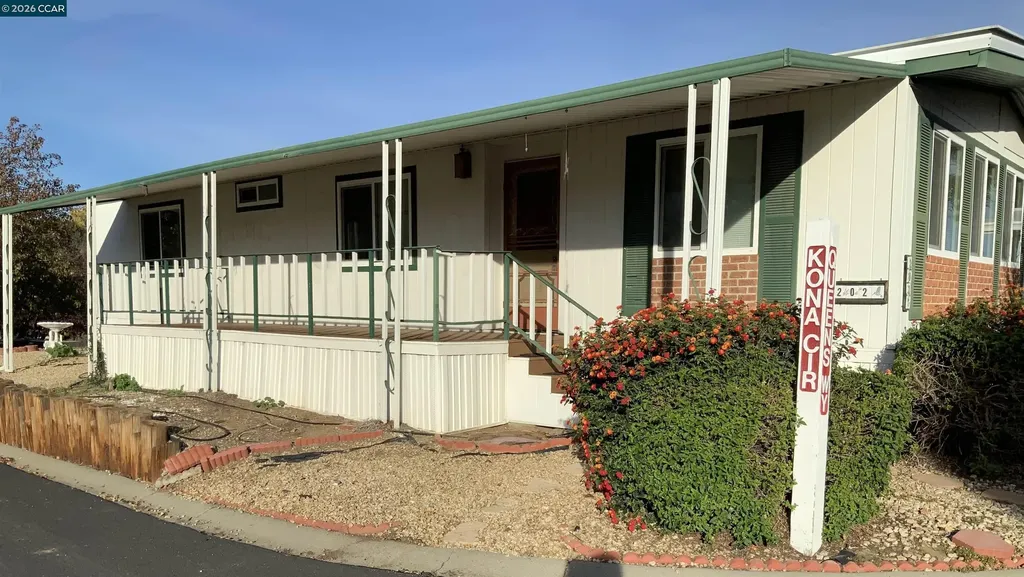 202 Queens Way Pittsburg CA 94565