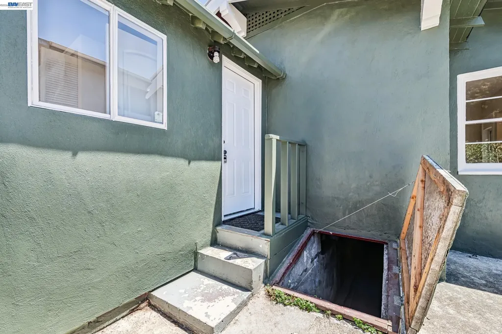1349 Hearst Avenue Berkeley CA 94702