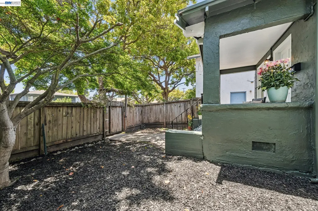 1349 Hearst Avenue Berkeley CA 94702