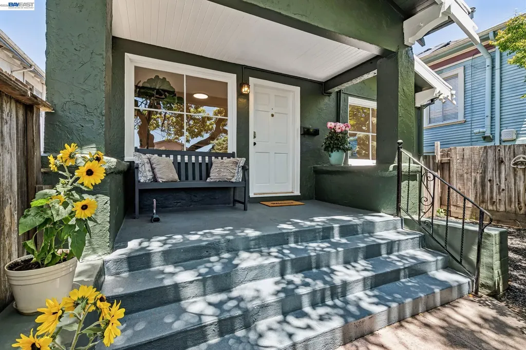 1349 Hearst Avenue Berkeley CA 94702