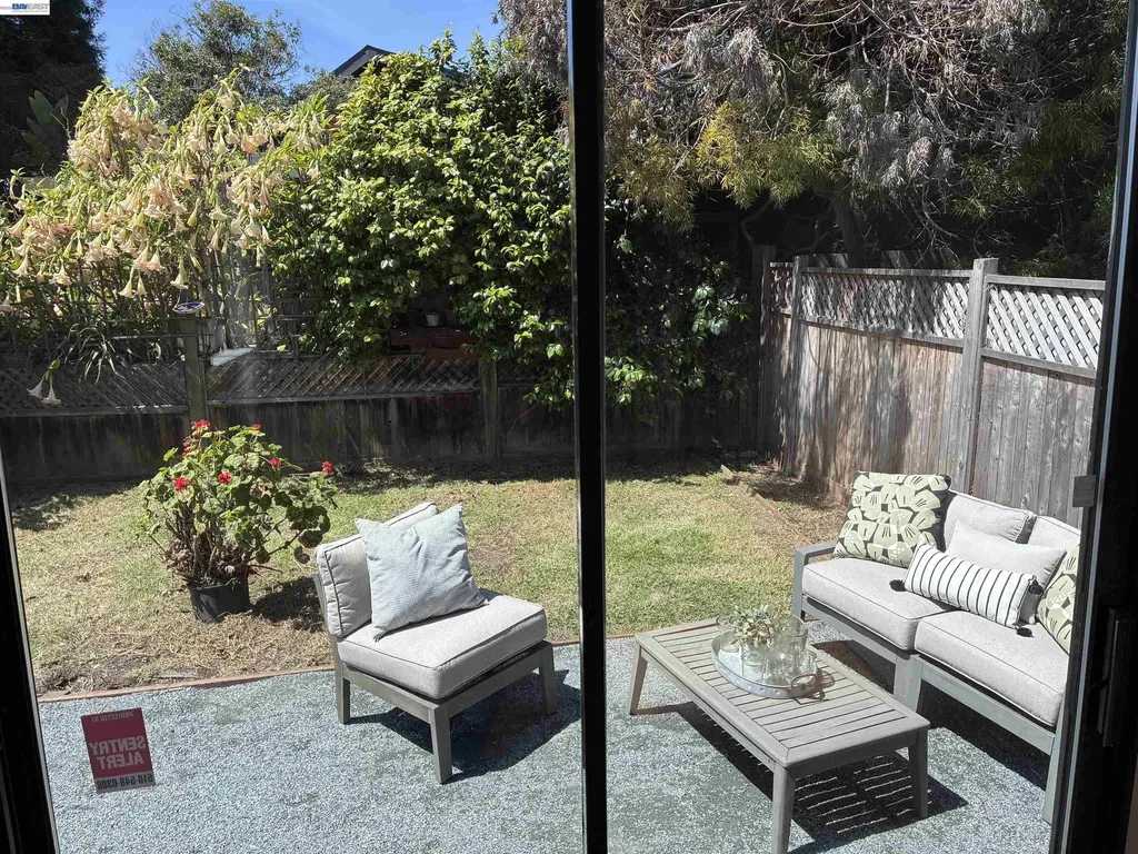 1349 Hearst Avenue Berkeley CA 94702