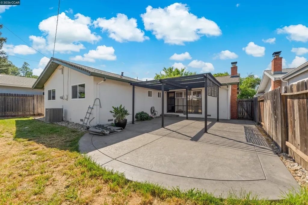 273 Solano Lane Vacaville CA 95688