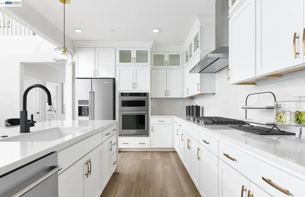 310 Hemingway Lane Discovery Bay CA 94505