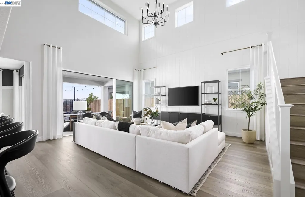 310 Hemingway Lane Discovery Bay CA 94505