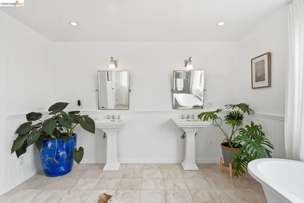 3029 Linden Street Oakland CA 94608