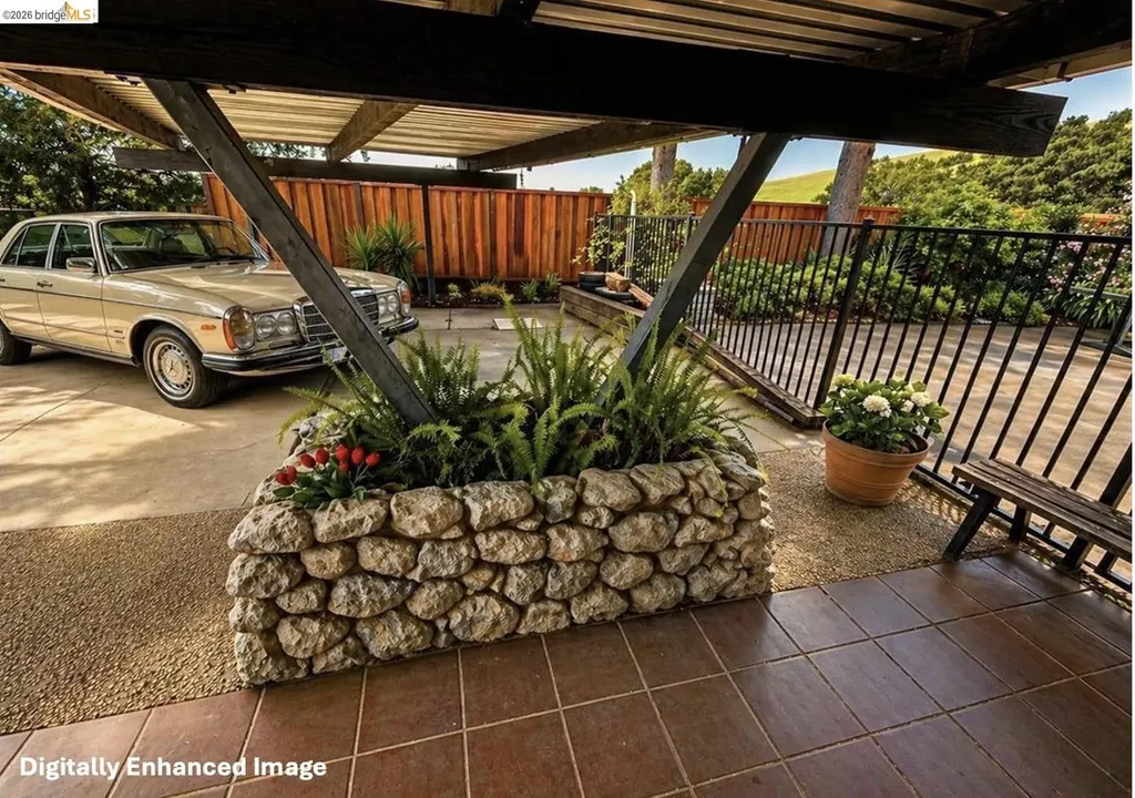 5284 Camino Alta Mira Castro Valley CA 94546