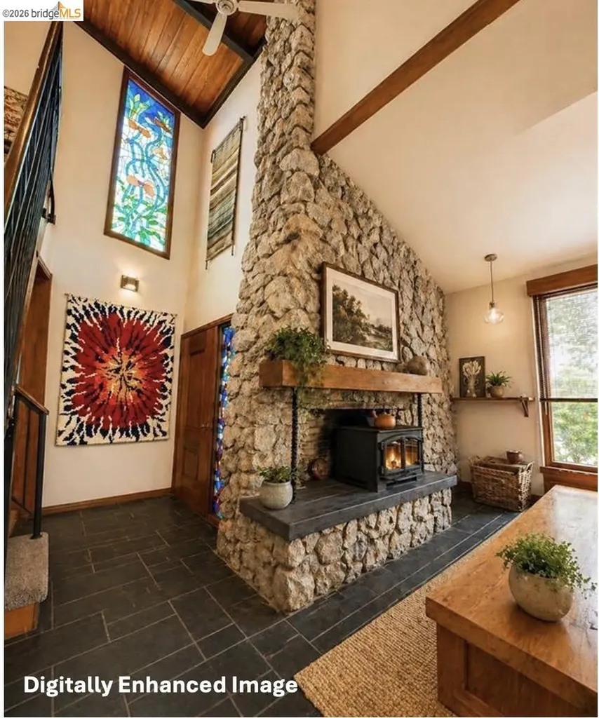 5284 Camino Alta Mira Castro Valley CA 94546