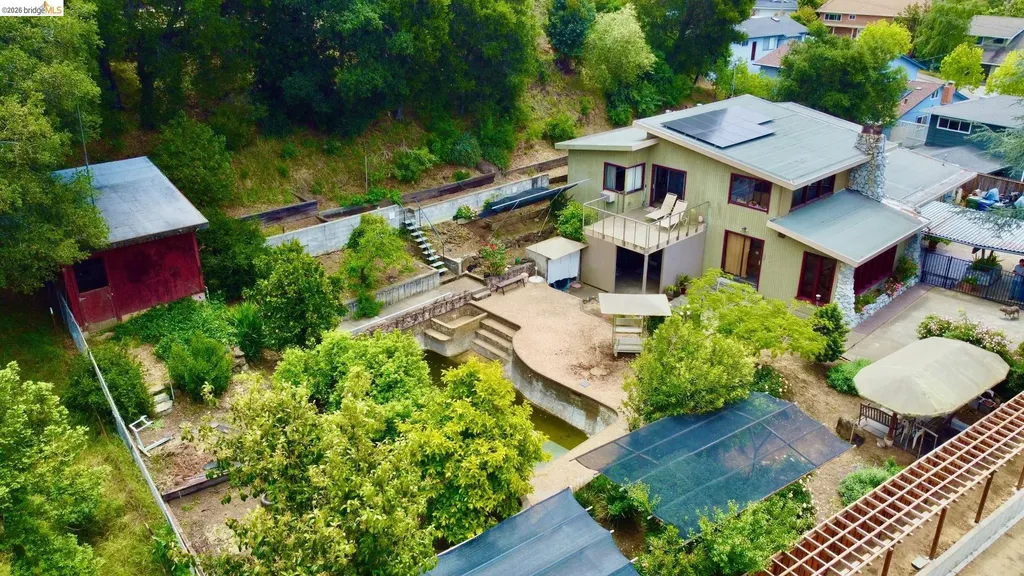 5284 Camino Alta Mira Castro Valley CA 94546